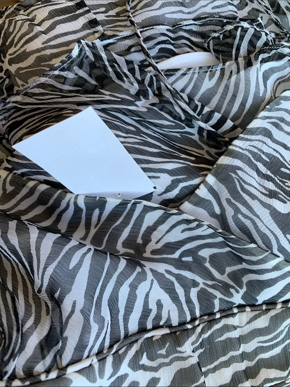 J CREW ANIMAL PRINTED 100% SILK New With Tags Zebra crinkle surplus crossover 6